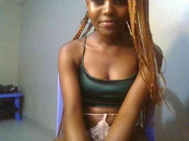 Brianasexy4u webcam