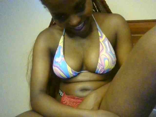 Brianasexy4u webcam