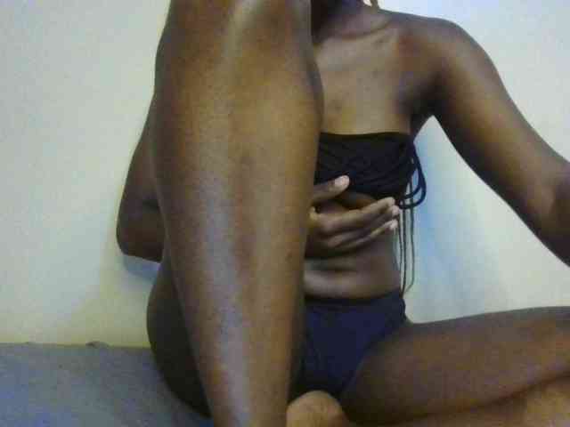 Brianasexy4u webcam
