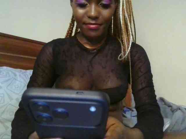 Brianasexy4u webcam