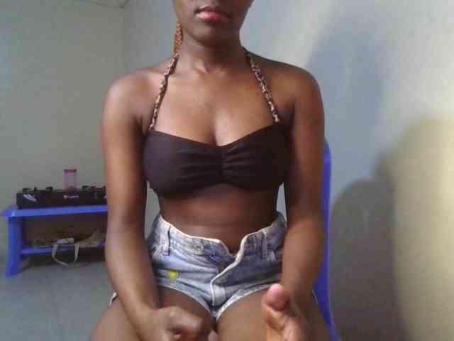 Brianasexy4u webcam