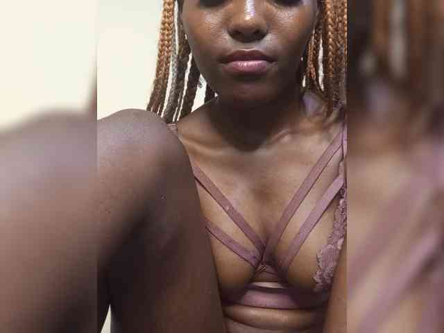 Brianasexy4u webcam