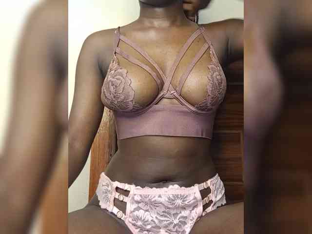 Brianasexy4u webcam