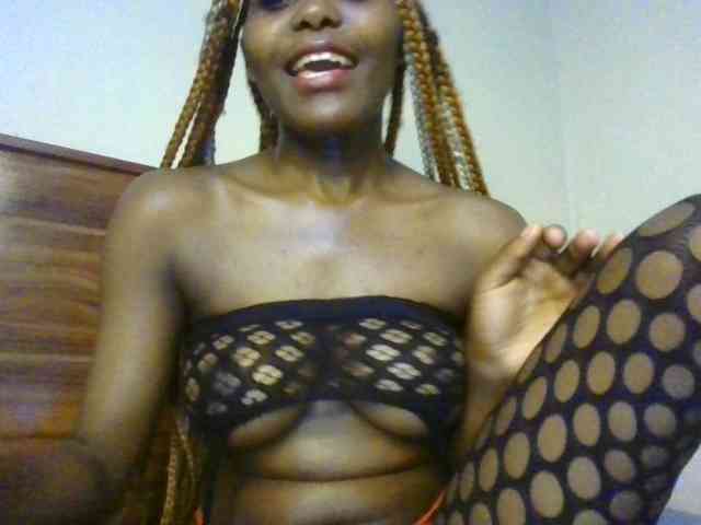 Brianasexy4u webcam