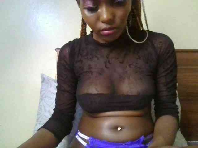 Brianasexy4u webcam