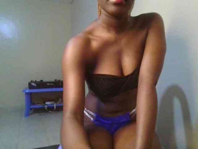 Brianasexy4u webcam