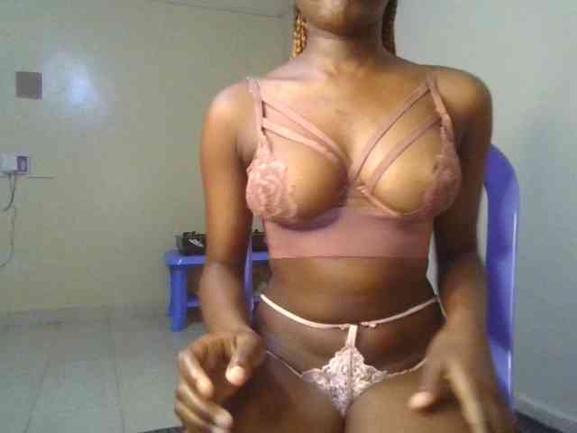 Brianasexy4u webcam