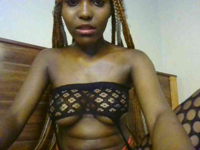 Brianasexy4u webcam