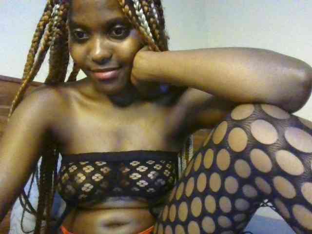 Brianasexy4u webcam