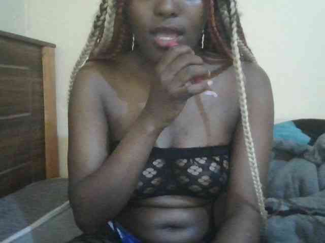 Brianasexy4u webcam