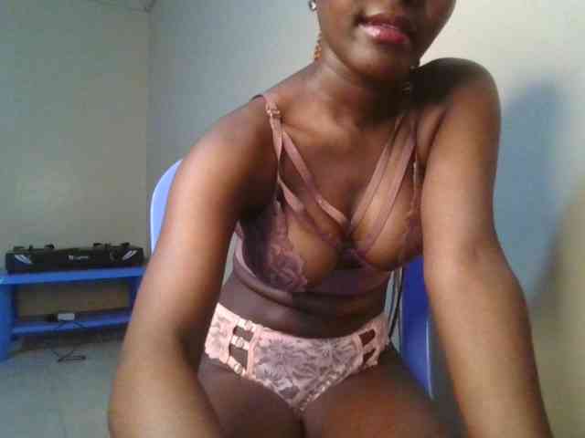 Brianasexy4u webcam