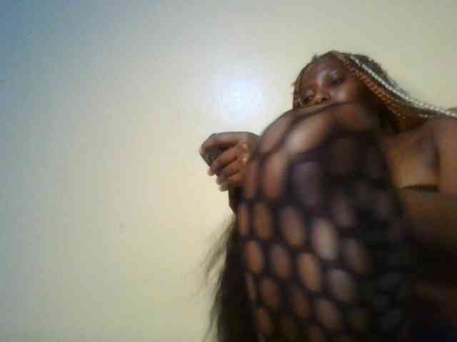 Brianasexy4u webcam