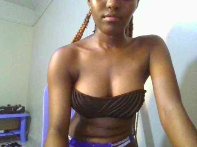 Brianasexy4u webcam