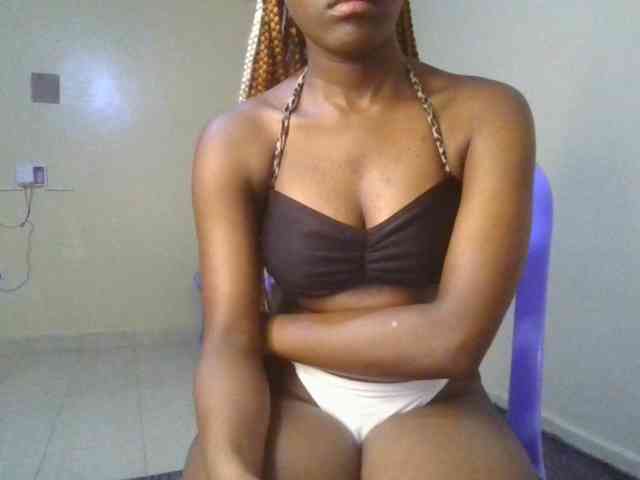 Brianasexy4u webcam