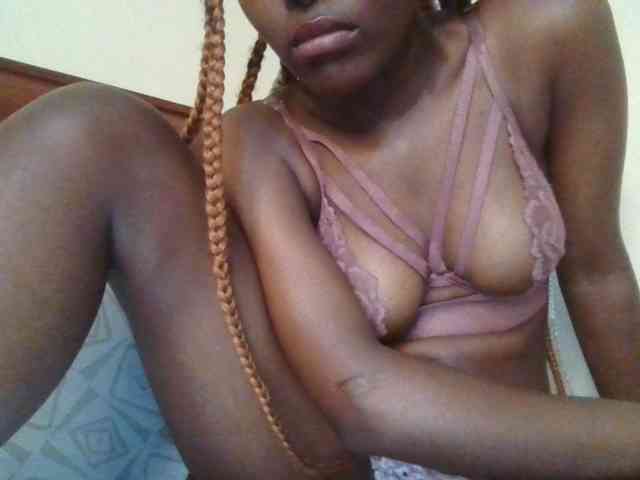 Brianasexy4u webcam