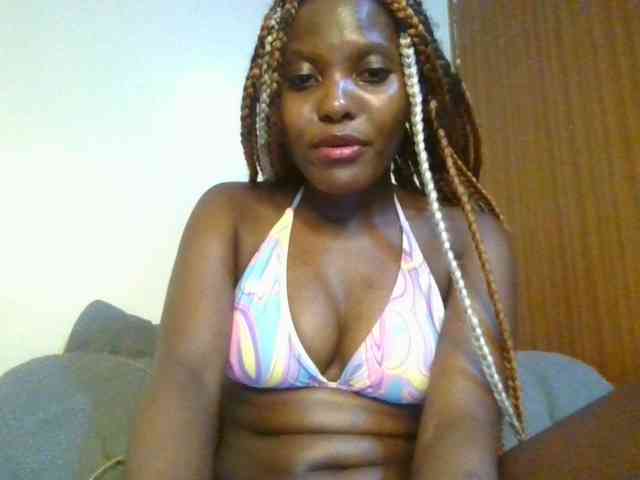 Brianasexy4u webcam