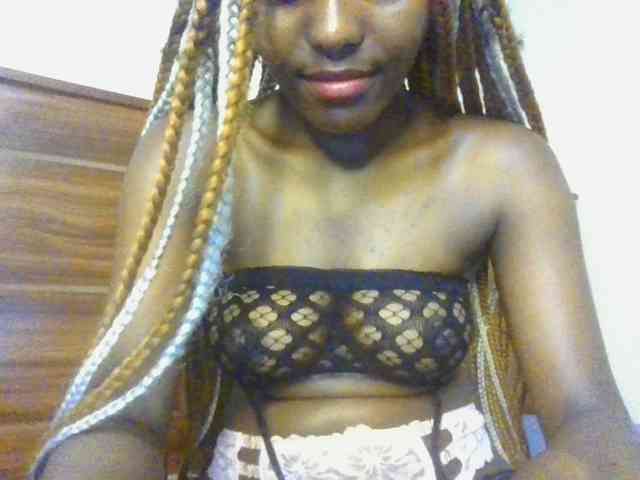 Brianasexy4u webcam