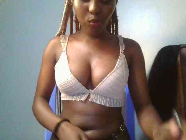 Brianasexy4u webcam