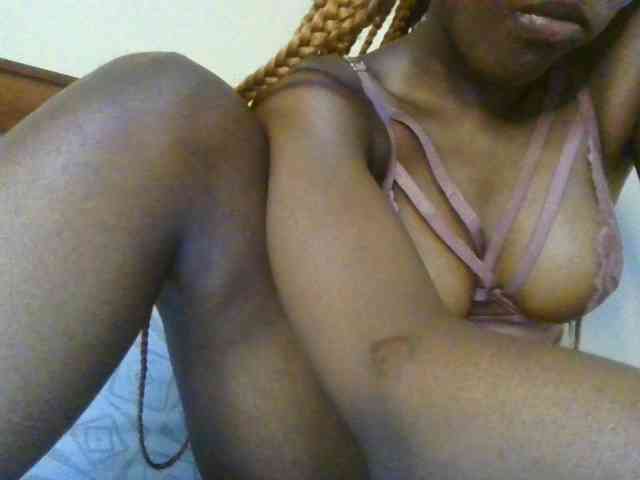 Brianasexy4u webcam