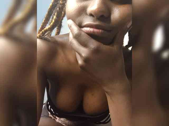 Brianasexy4u webcam