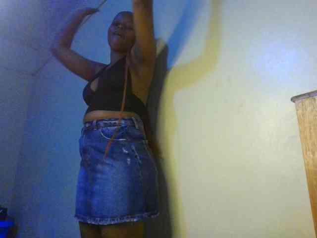 Brianasexy4u webcam