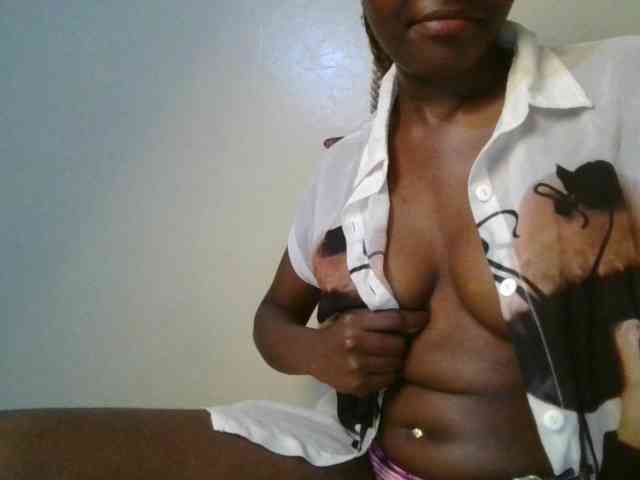 Brianasexy4u webcam
