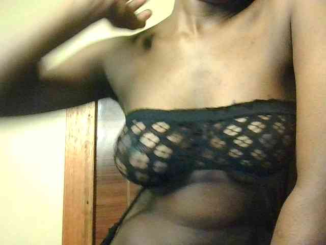 Brianasexy4u webcam
