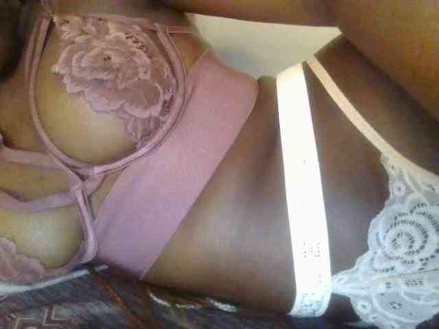 Brianasexy4u webcam