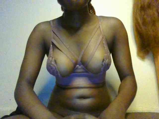 Brianasexy4u webcam