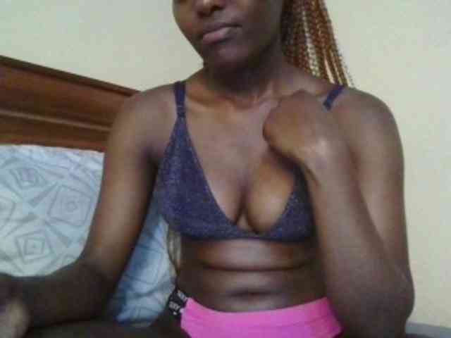 Brianasexy4u webcam