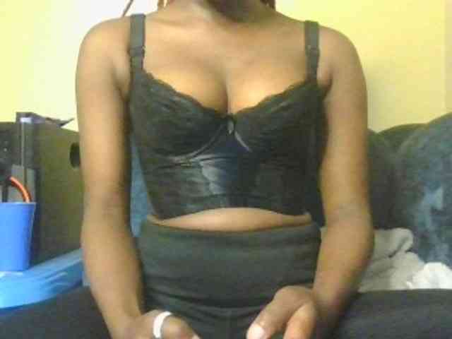 Brianasexy4u webcam