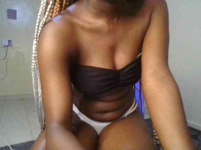 Brianasexy4u webcam