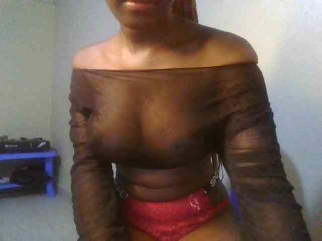 Brianasexy4u webcam