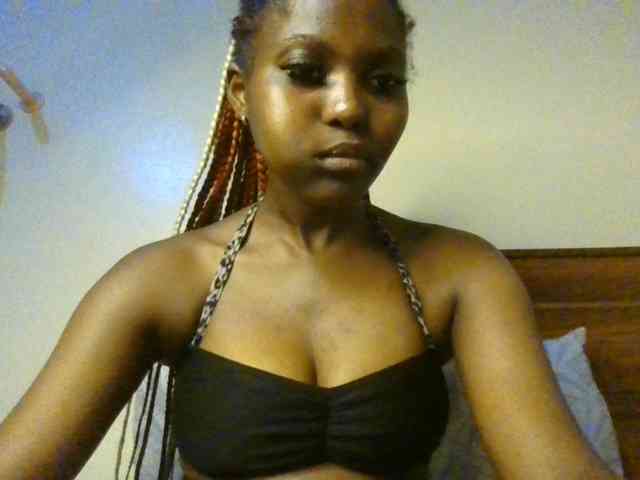 Brianasexy4u webcam