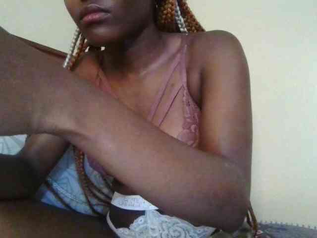 Brianasexy4u webcam