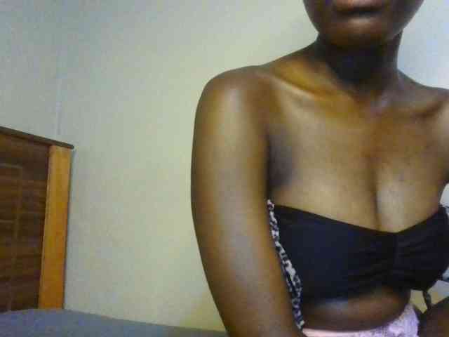Brianasexy4u webcam