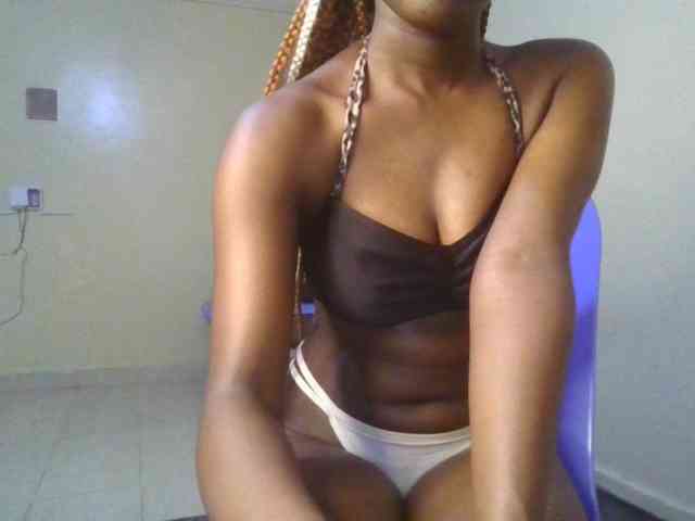 Brianasexy4u webcam