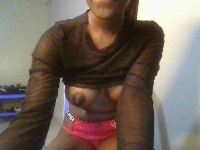 Brianasexy4u webcam