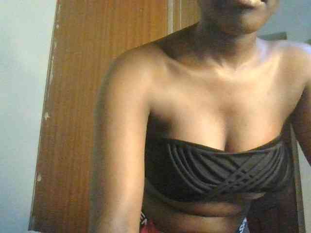 Brianasexy4u webcam