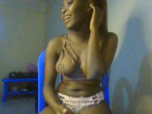 Brianasexy4u webcam