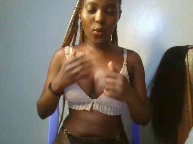 Brianasexy4u webcam