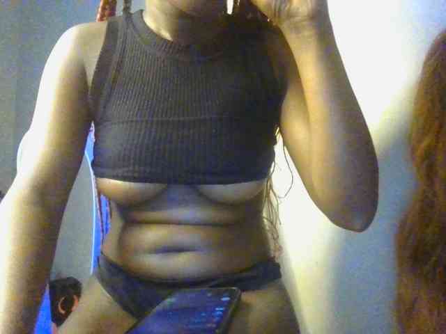 Brianasexy4u webcam