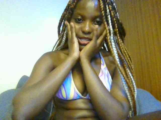 Brianasexy4u webcam