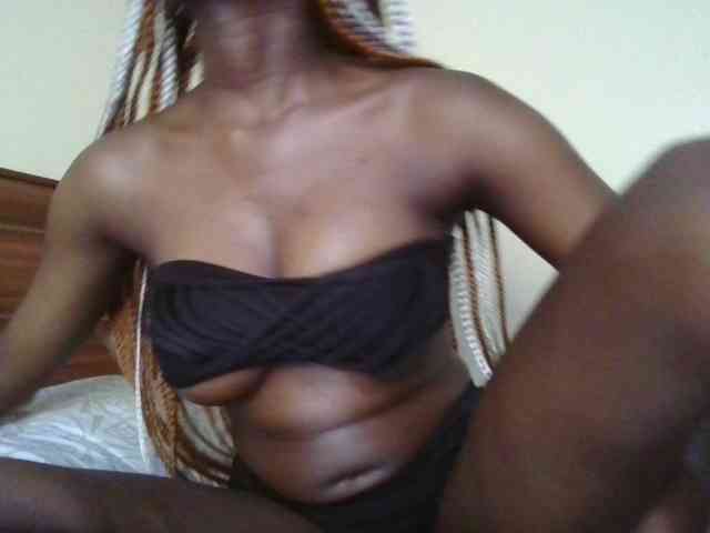 NaughtyWhispers webcam