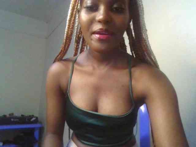 Brianasexy4u webcam