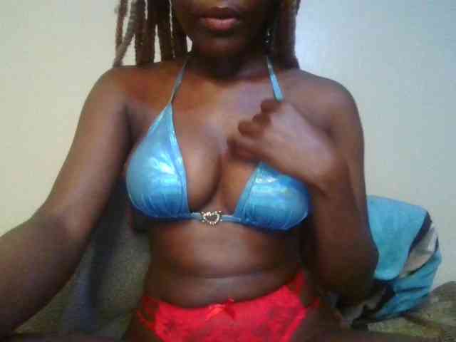 Brianasexy4u webcam