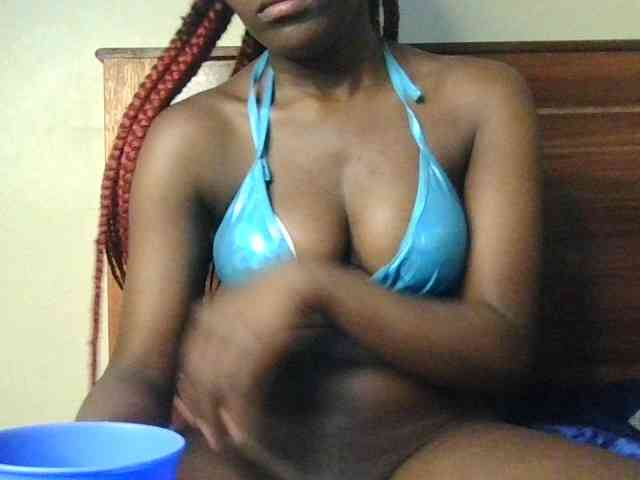 Brianasexy4u webcam
