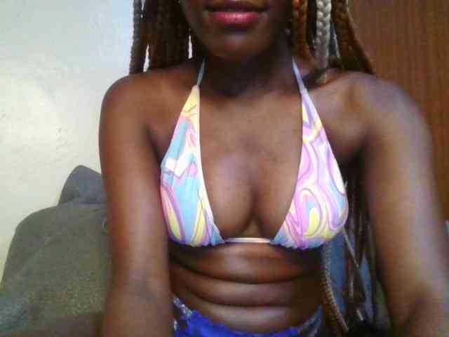 Brianasexy4u webcam