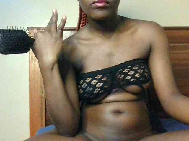 Brianasexy4u webcam