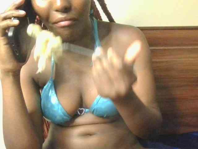 Brianasexy4u webcam